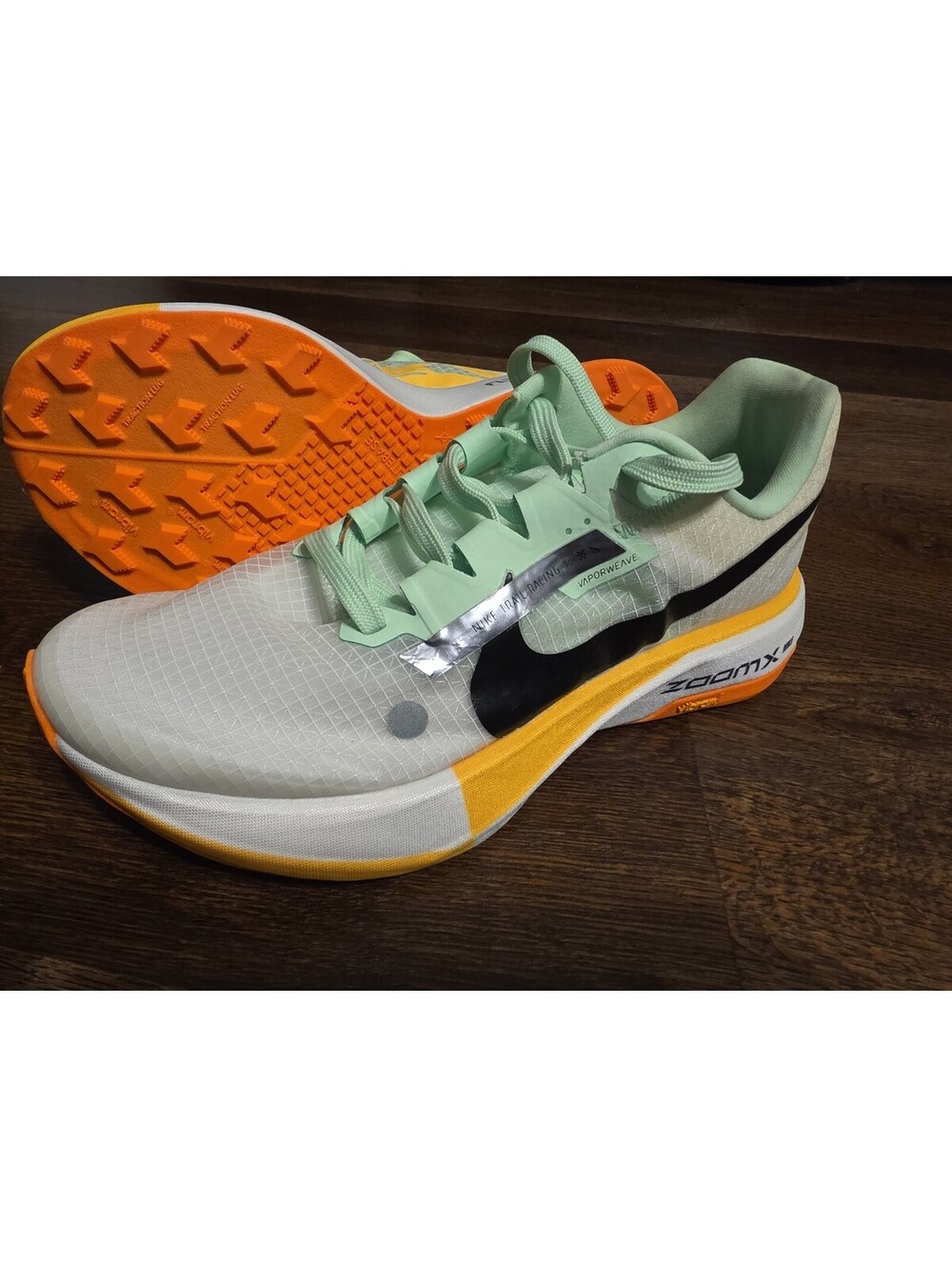 Nike Ultrafly Trail Running Shoes White Black Vapor Green Womens Size 8.5